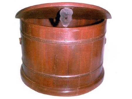 Round Shape Wooden Box