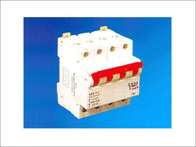 FOUR POLE ISOLATOR