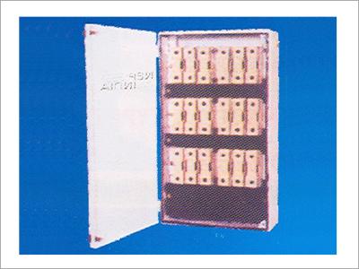 DISTRIBUTION FUSE BOARDS
