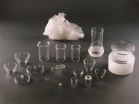 Quartz crucible