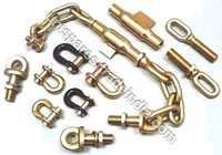 Chains Lifts