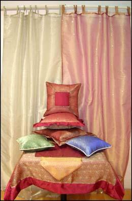 X MAS DECORATIVE LINEN