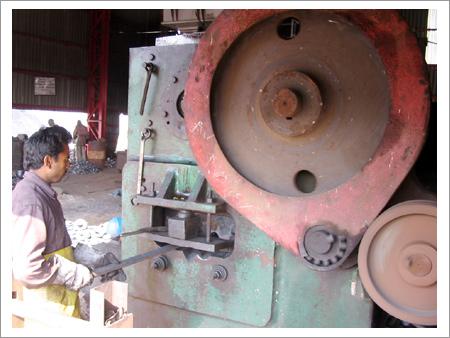 Billet Shearing Machine