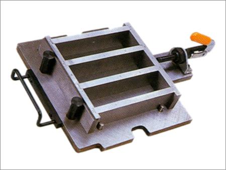 Mortar Prism Mould