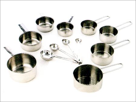Measuring Cups & Spoons