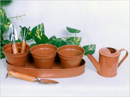 बाग़बानी के सामान