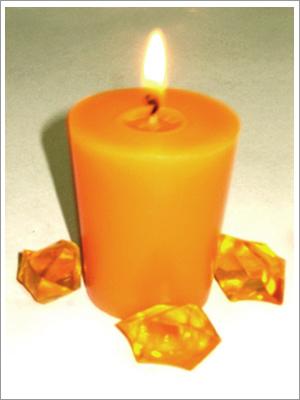 Plain votive