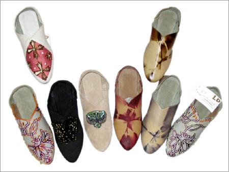 Leather Chappals & Slippers