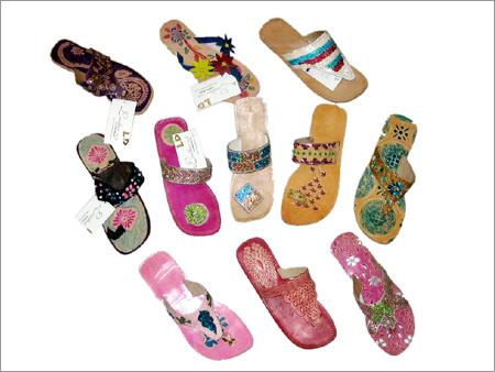 Leather Chappals & Slippers