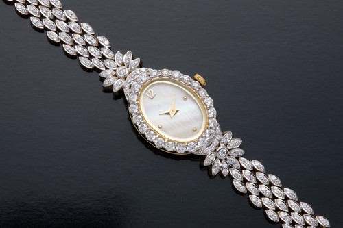 Ladies Watch With Full Diamond Belt