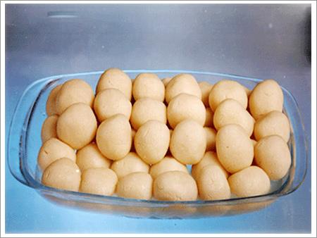 White Rasgulla White Rasgulla