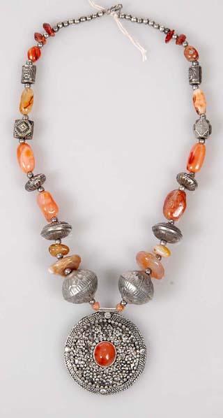 Fashion Jewellery - Glass & Metal Beads 8-12mm, Orange, 45cm | Elegant Design, Handcrafted, Durable, Stylish Accessory