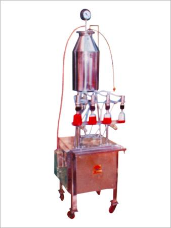 4 Head Vaccum Filling Machine