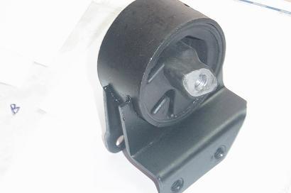 ENGINE MOUNTING