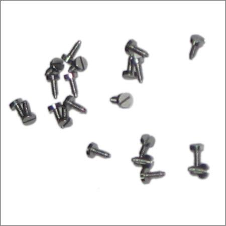 High Precision Turned Screws, Axels.