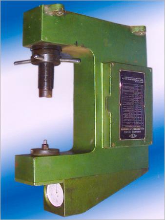 Nut & Bolt Machine