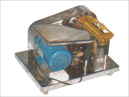 Label Gumming Machine