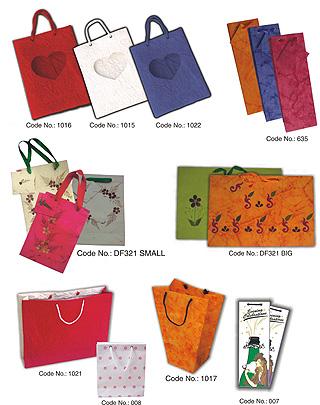 PAPER BAGS ON HANDMADE PAPER