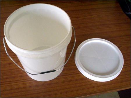 Hdpe Bucket With Lid Length: Customized Inch (In)