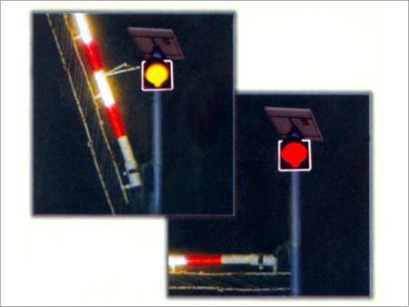 Lumex Solar Powered Led Based Railway LC Gate Sign