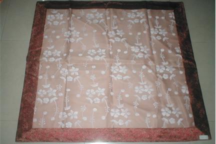 Silk table linen