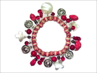 BEADS & CHARMED BRACELET
