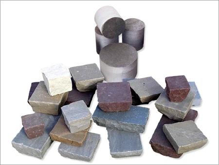 Round Cobble & Cobbles Sandstone