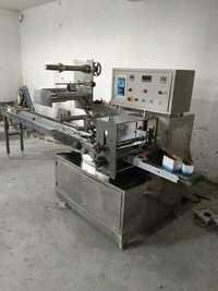 Horizontal Pillow Wrapping Machine - Stainless Steel, 2m Long Conveyor, 2kw Power | Compact Design, High-speed Efficiency, Versatile Packaging