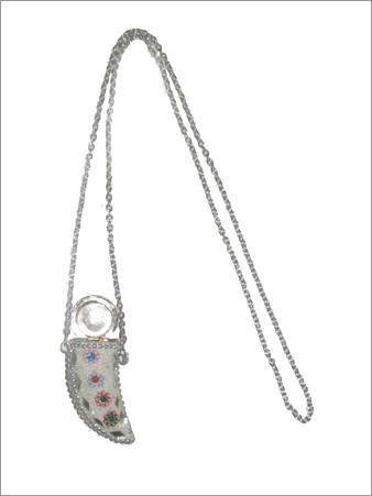 Fashion accessories
