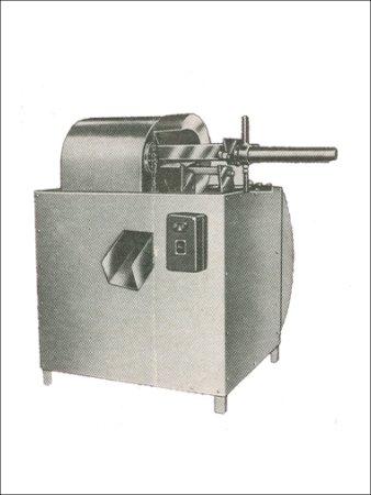 Pineapple Slicer