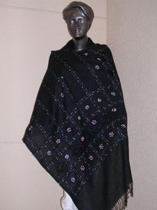 woollen net stole
