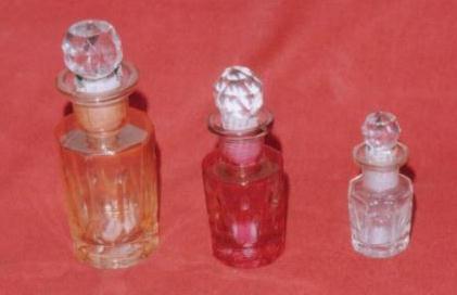 GLASS PERFUME BOTTLE