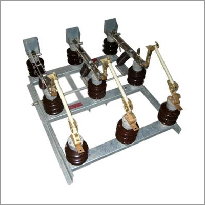 Outdoor Tripolar Mounting Isolators