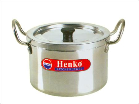 Henko Casserole with lid
