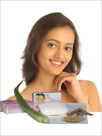 Haska Fair & Beauty Moisturising Soap