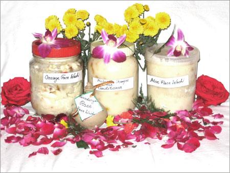 Natural Herbal Shampoo