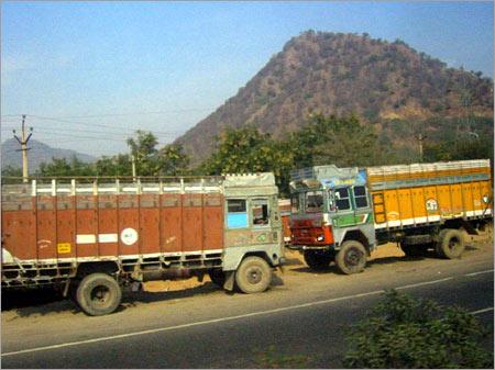 Clearing & Forwarding Service