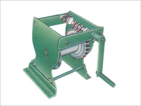 Worm Gear Winch Machine Voltage: 120-150 Volt (V)