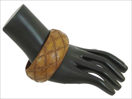 WOODEN BANGLE