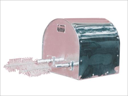 Bottel Brushing Machine