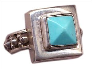 Silver turquoise ring
