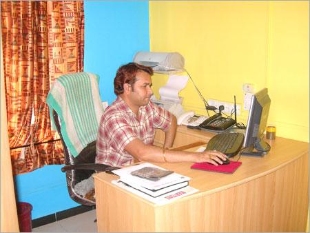 Shipping & Logistics Services