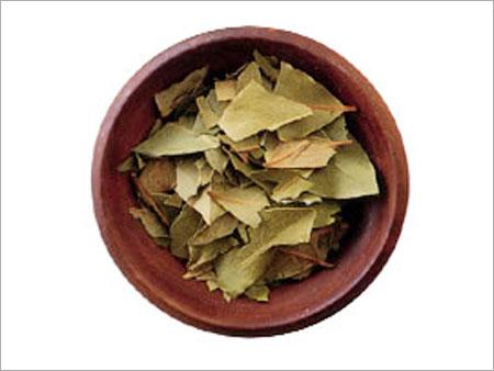 Bay leaves powder whole
