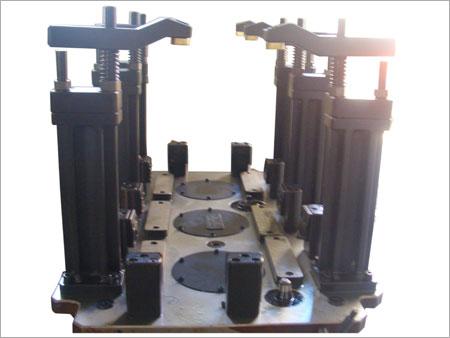 Fixture force motors