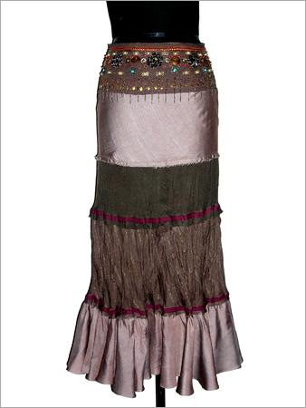 Ladies Designer Lehenga - Silk Taffeta, 45 Inches, Pink | Intricate Embroidery, Elegant Design, Comfortable Fit