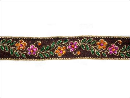 रिबन और लेस