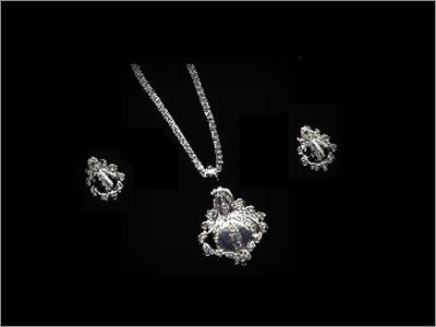 Necklace Set