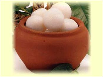 White Rasgulla