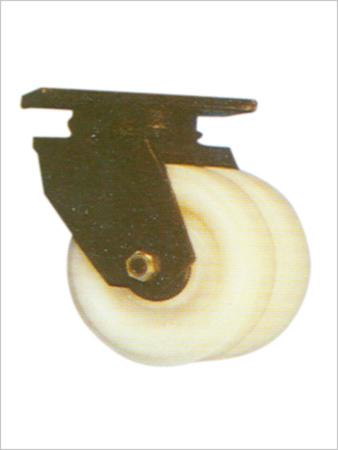 Heavy duty twin wheel cage castors