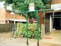 Clown Swing Capacity: 2 Person